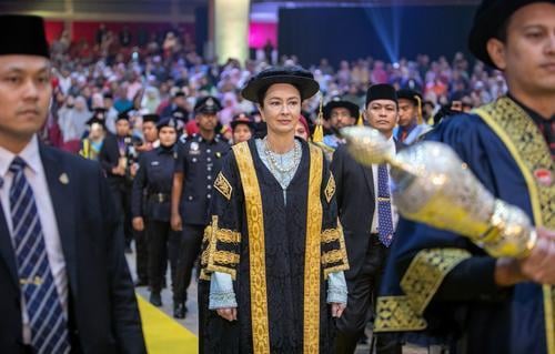 校长：依大持续取得成就 跻身世界顶尖大学行列