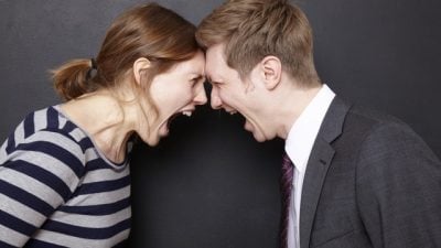 欧洲男女同工不同酬情形明显  平均差距达12%