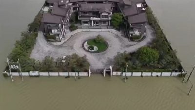 水中神奇一孤岛 宜兰泉月楼行馆一雨爆红