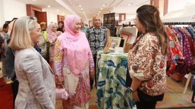 阿米占：发展成文创产品   沙时尚品可当旅游卖点