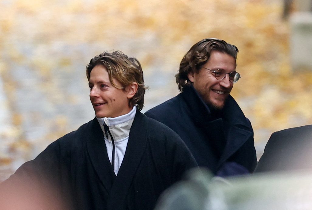 法前总统萨科齐服刑20天获释等待上诉审理 称狱中生活是“噩梦”