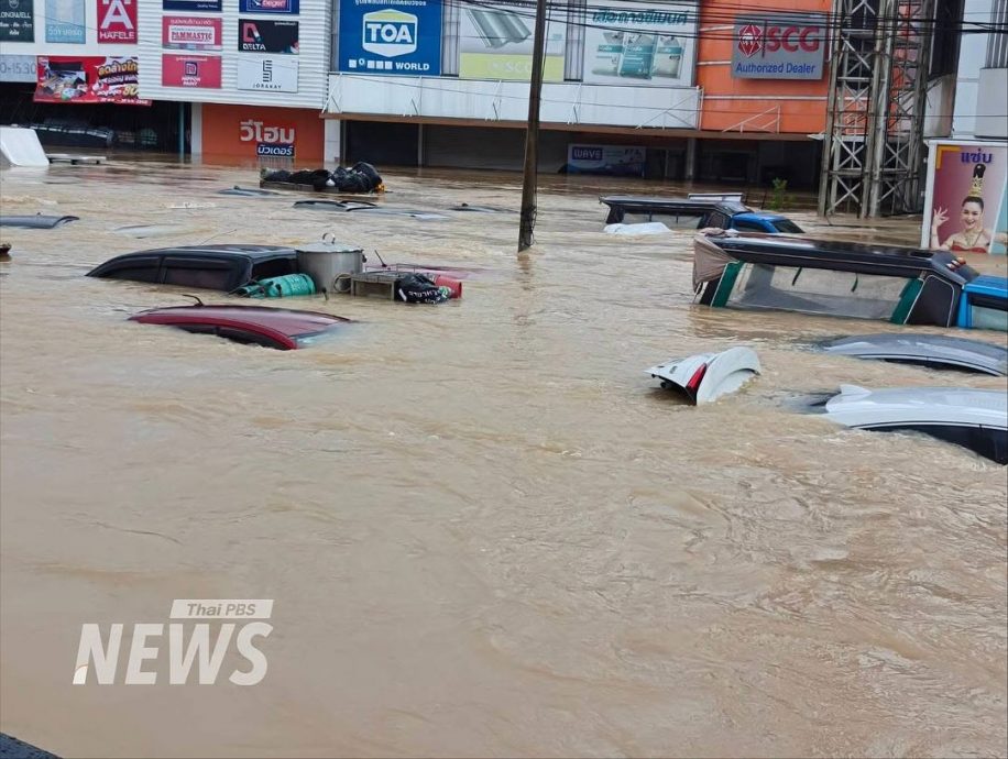 泰南大水灾/图辑/房子车辆都淹没 带你看合艾洪水围城