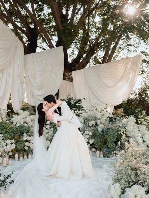 泰混血女星Mai结婚了 公开与影帝Ter梦幻婚照