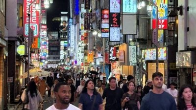 流感患者飙破警戒线 东京学校大规模停课