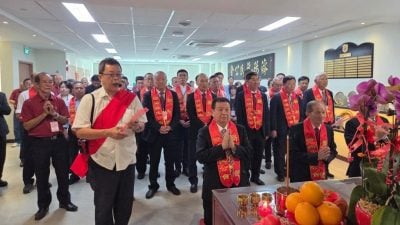 出席狮城济阳蔡氏公会晚宴   蔡兆生：促进宗亲情谊