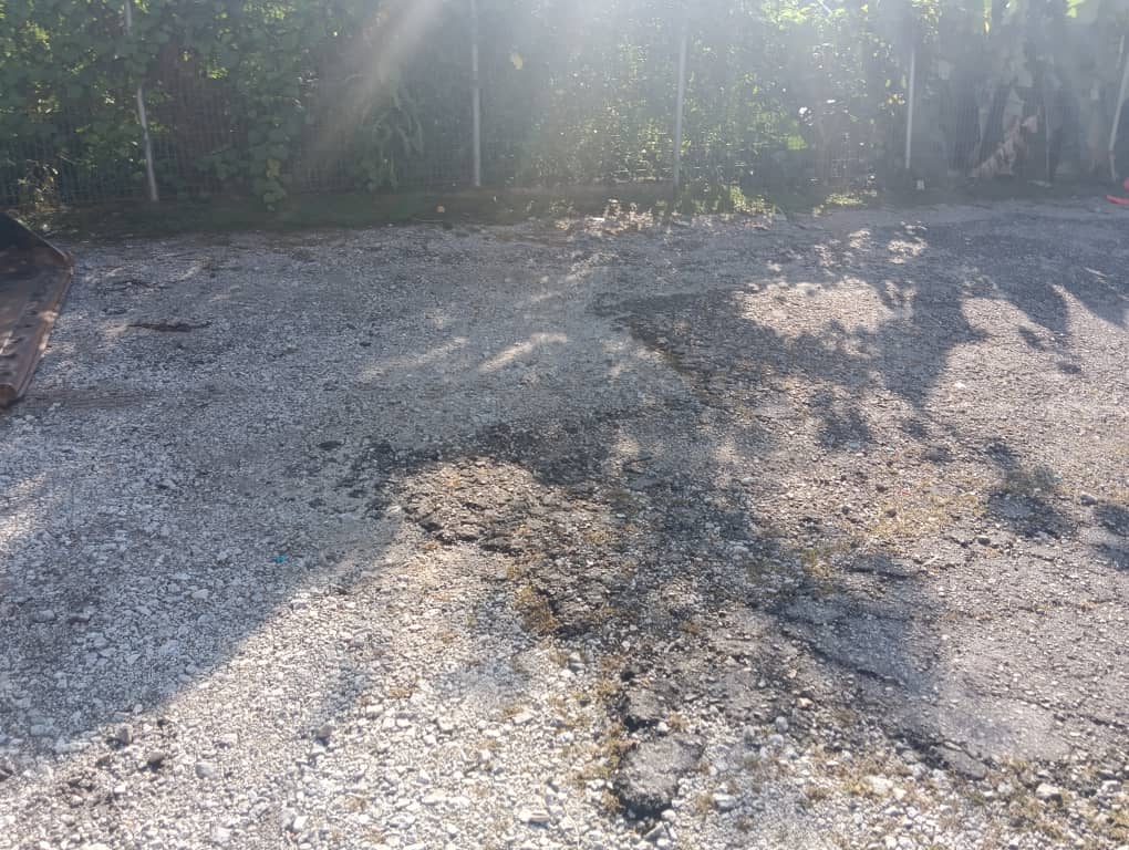 版2头-大都会:10.9万解万挠三育后山小路垃圾车难行问题/5图