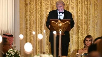 特朗普承认民调下滑　转口自夸：“聪明的人”越来越支持我