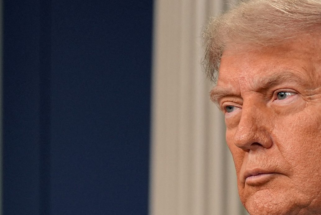 特朗普：若关税被裁定无效 美将陷“经济与国安灾难”