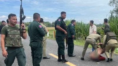 持枪闯柬法院劫囚   警捉回电诈主犯追缉团伙 