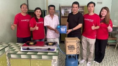 独居长者三餐不继   金宝议员送炊具煮食