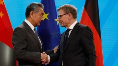 王毅抨击德国 不应搞“麦克风外交”