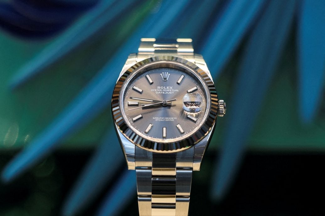 瑞士商界“金条外交”涉贿赂特朗普换减关税? 国会议员呼吁调查