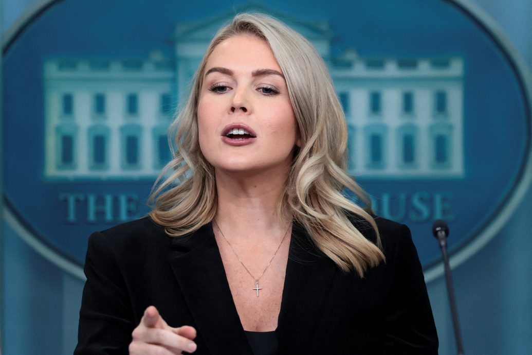 白宫为特朗普的“小猪” 说辩护 称记者应该欣赏他的坦率