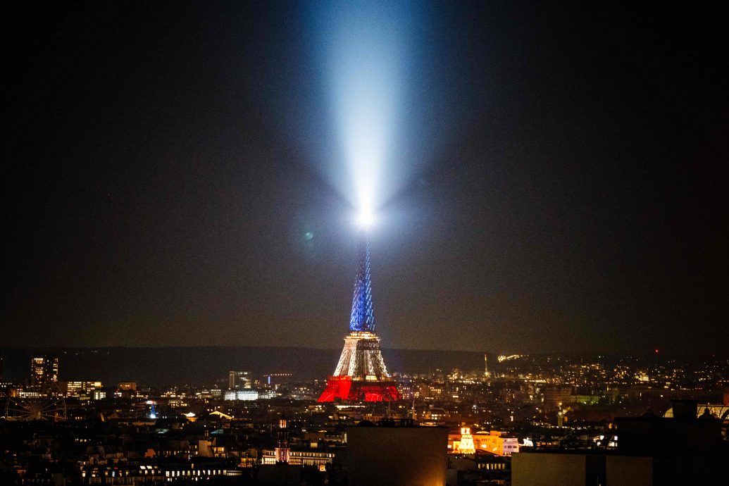 看世界/法国纪念巴黎恐袭10周年 极端威胁仍存在