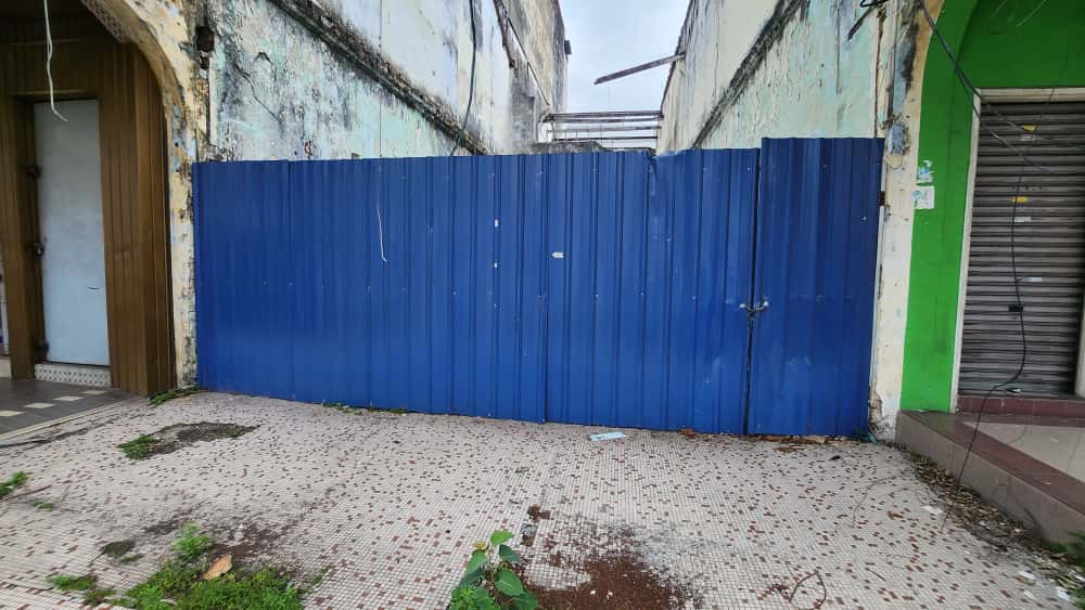 硬手段奏效！芙蓉市区荒废店屋业主陆续清理