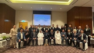 探索多元行业合作   福建总商会赴迪拜考察