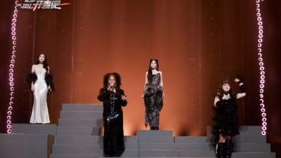 视频｜《一起开麦吧》再夺冠 维莉莎推首支中文单曲有洋葱