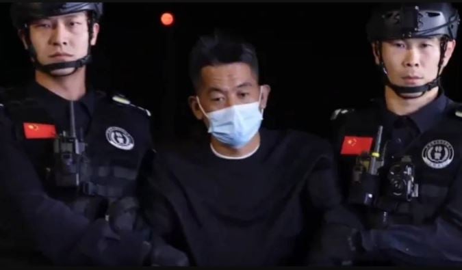 网传佘智江是赵薇前夫黄有龙表弟 菲律宾网赌起家