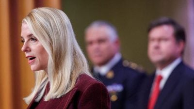 美司法部应国会要求 将限期公布爱泼斯坦档案