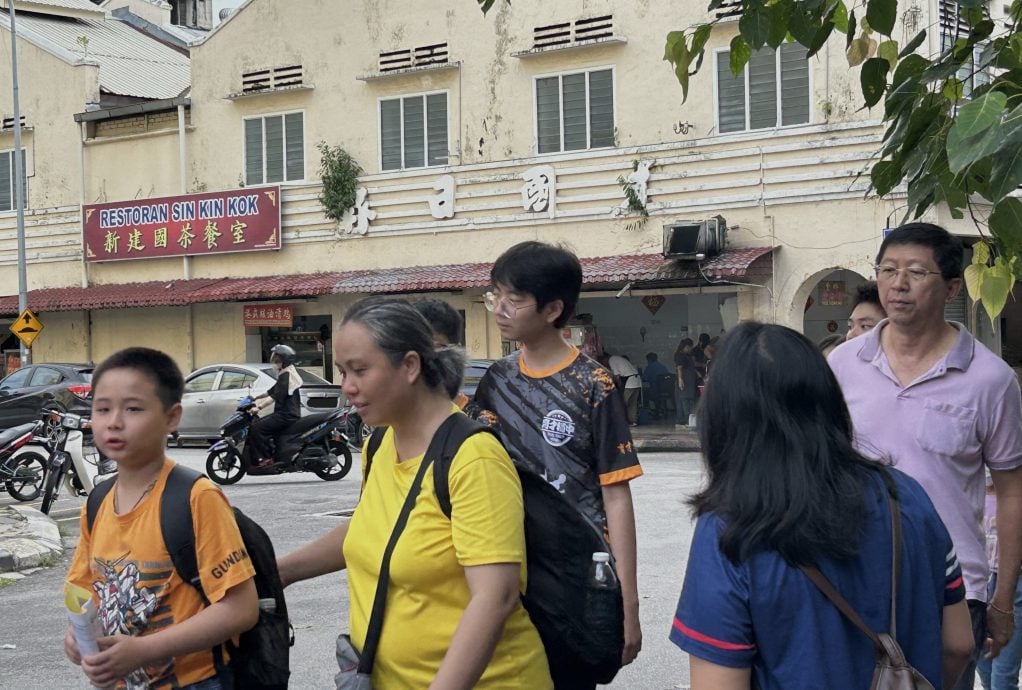 育才独中旧街场导览 聆听“锡日”痕迹