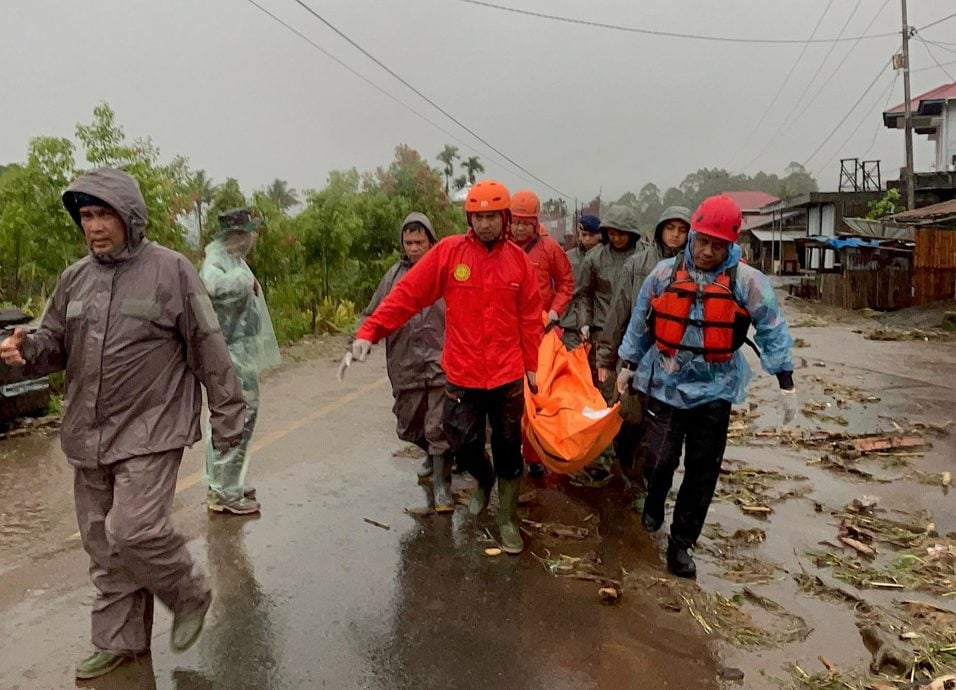 苏门答腊岛洪水土崩已致84死 重灾区实武牙逾30人亡  