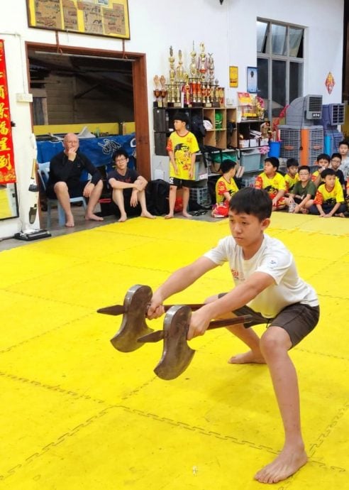 英武术教练访怡保 马青文体会促国际武术合作