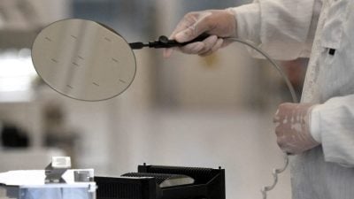 荷兰欧盟指中国确认恢复出口安世晶片 但限民用