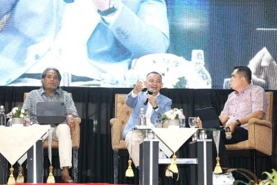 阿克马：遭行政任务磨灭   政府需恢复教师热情