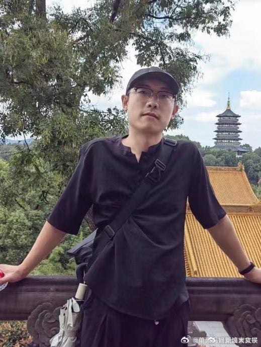 表弟疑受困柬埔寨失联 仝卓深夜发文求助