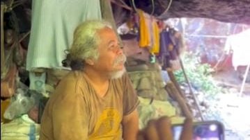 视频 | 逾20年没水电没网络 避世大叔独居山洞