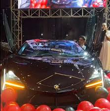 视频|CEO为9岁儿办豪华生日派对 送兰博基尼超跑震惊全网