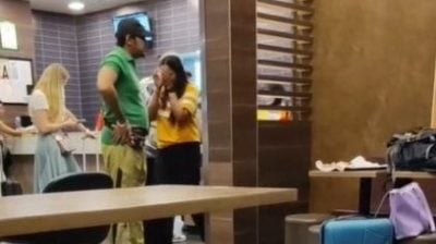 视频 | “这不是素汉堡！” 印度女游客大闹麦当劳掀议