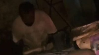 婚宴做馕边揉边吐口水 警证实男子已遭逮捕