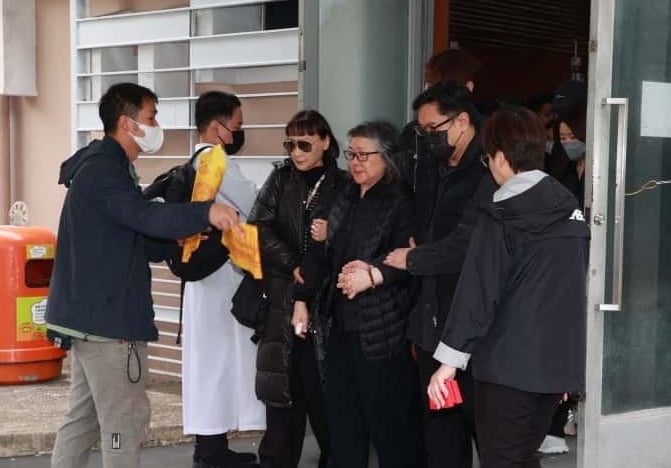 许绍雄出殡|《赌场风云》兄弟情搬到现实　欧阳震华：像剧情一样先走了