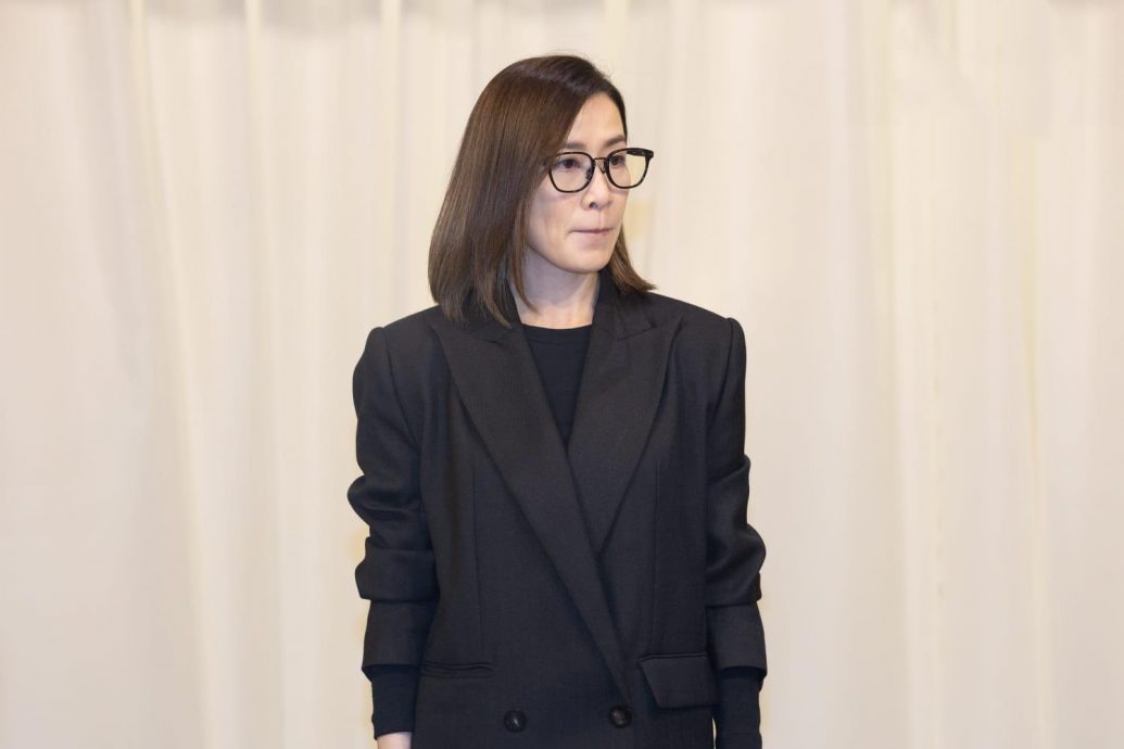 许绍雄设灵｜佘诗曼哭肿眼 苗侨伟张家辉泪忆合作往事　