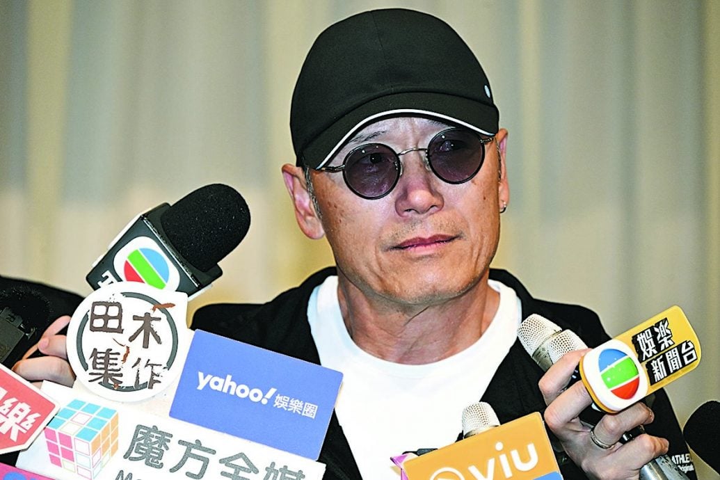 许绍雄设灵｜佘诗曼哭肿眼 苗侨伟张家辉泪忆合作往事　