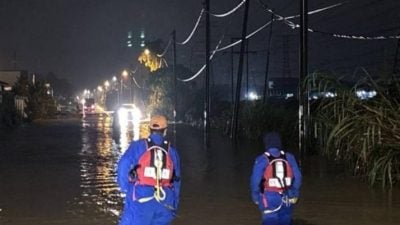 下长命雨双溪珠闪淹   “水路”仅重型车可通行
