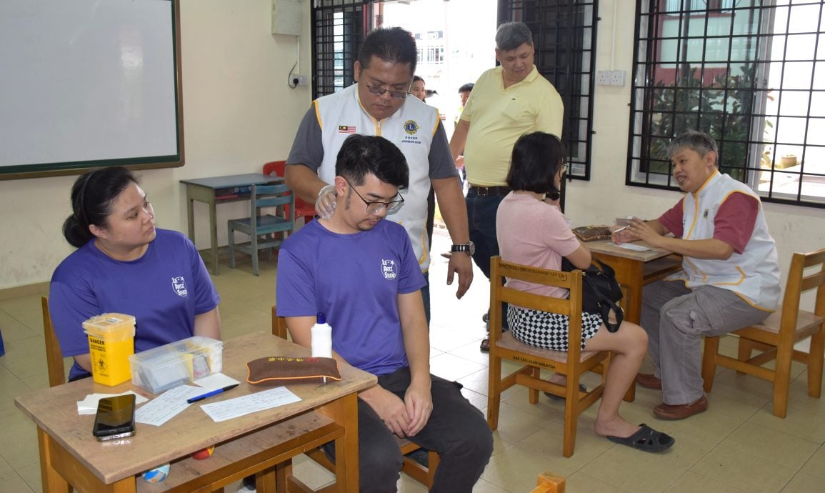 请签发-大都会/本报：直落平民华小情义嘉年华