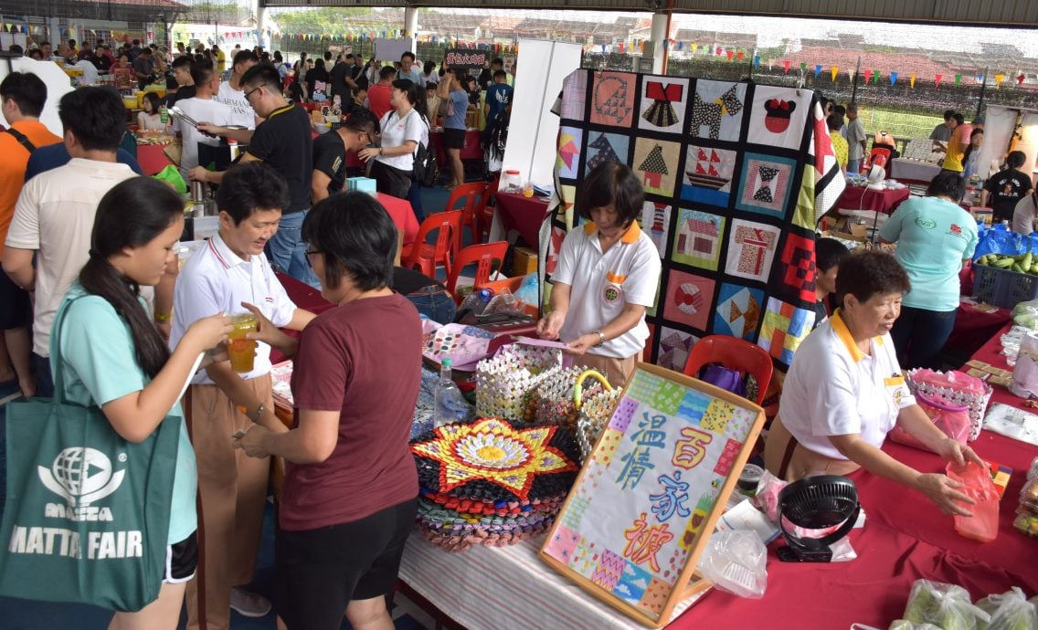 请签发-大都会/本报：直落平民华小情义嘉年华