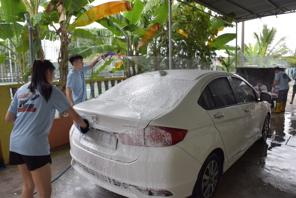 请签发-大都会/本报：直落平民华小情义嘉年华