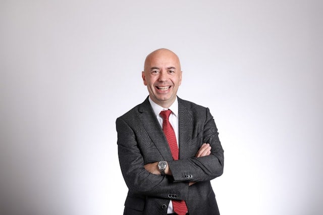 赴香港公干意外成英雄 屈臣氏CEO勇救坠海女子