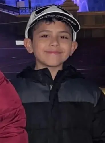 路怒争道酿枪击 随身录像曝光!11岁男童身亡 继父崩溃枪手自首