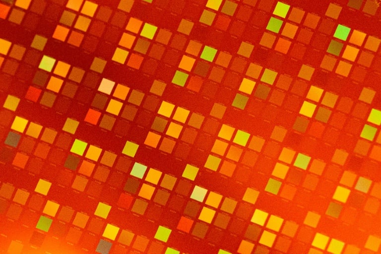 路透：特朗普或推迟开征半导体关税　避免美中贸易战升级