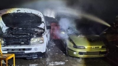 车房火患 两车引擎烧毁20%无人伤