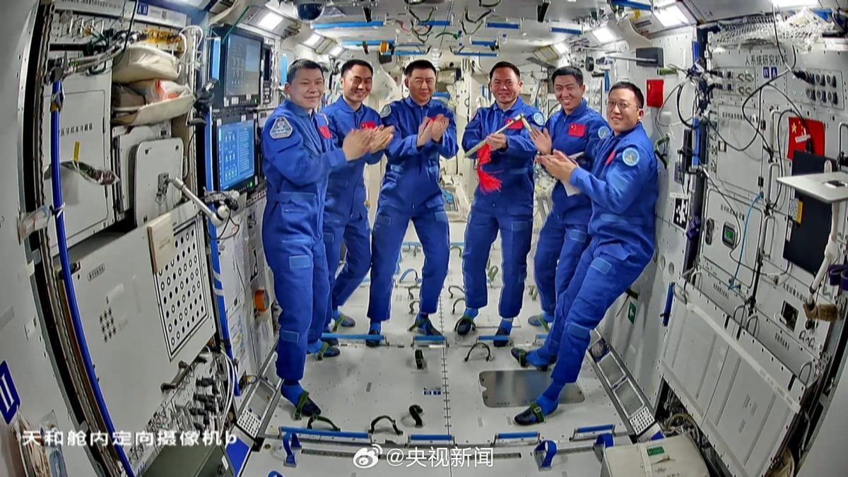 遭太空碎片撞击推迟返回 神舟二十号返回任务有序推进