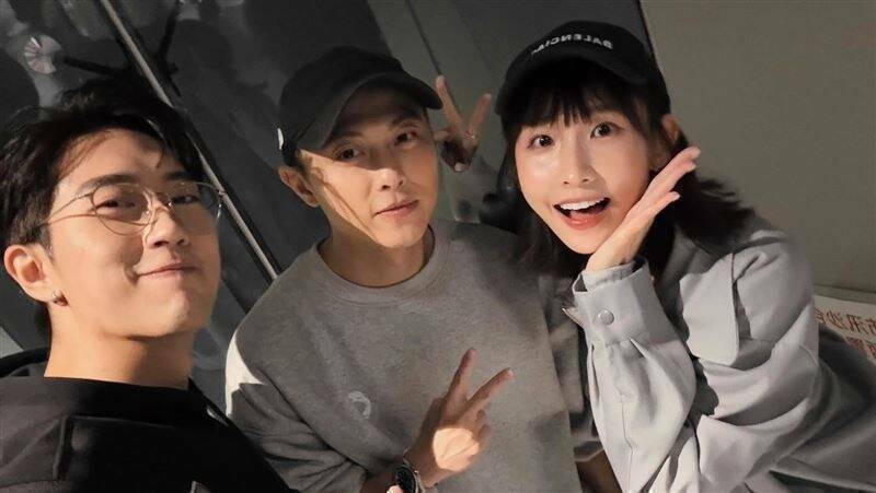 邓丽欣遭苏永康“偷情乌龙”牵连 被母追问纳闷：又关我事？