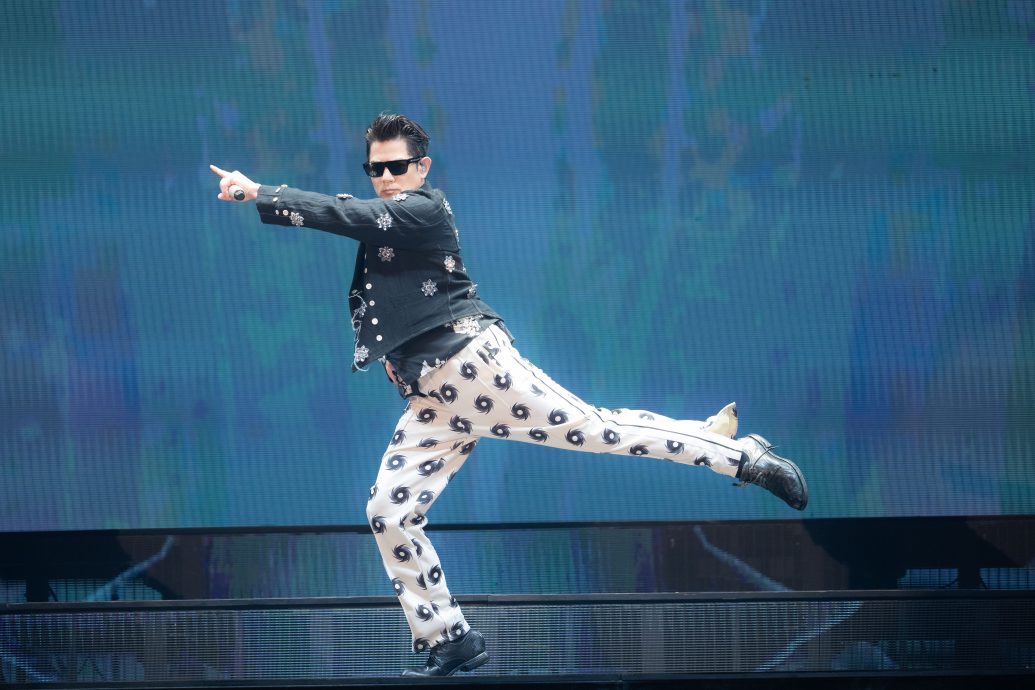 郭富城高雄开唱催粉丝脱单 笑喊:快点去找!