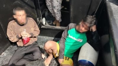 缅船沉没交怡海域 | 载300人偷渡船沉没 寻获12生还者 8尸