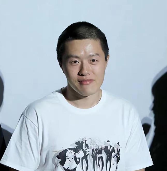 金鸡奖|24岁易烊千玺膺最年轻影帝　当场被催婚害羞结巴回应