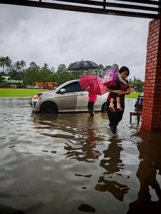 长命雨来袭 利民华小又淹水